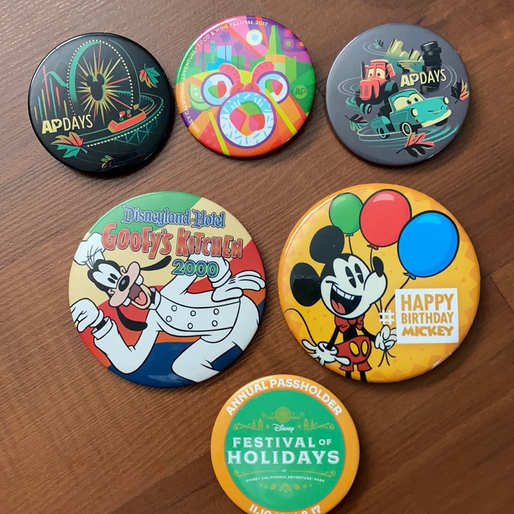 New, Disney 6 button bundle